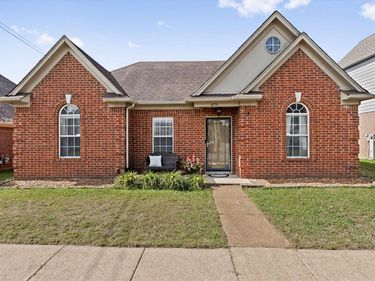 8751 CITRUS BEND DR, Memphis, TN 38018
