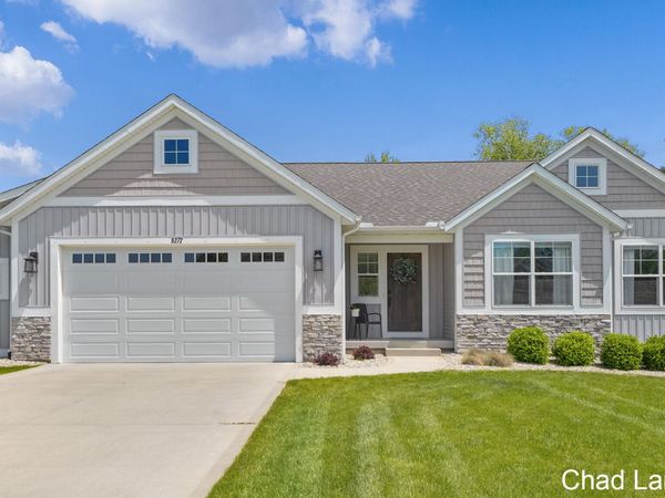 9272 Shoreway Drive, West Olive, MI 49460