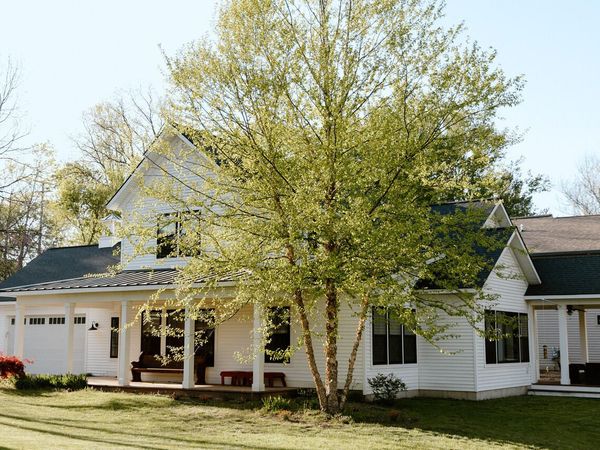 6800 Thornapple River Drive SE, Alto, MI 49302