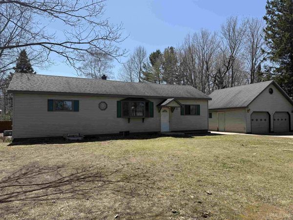 E9677 Cedar Street, Munising Twp, MI 49895
