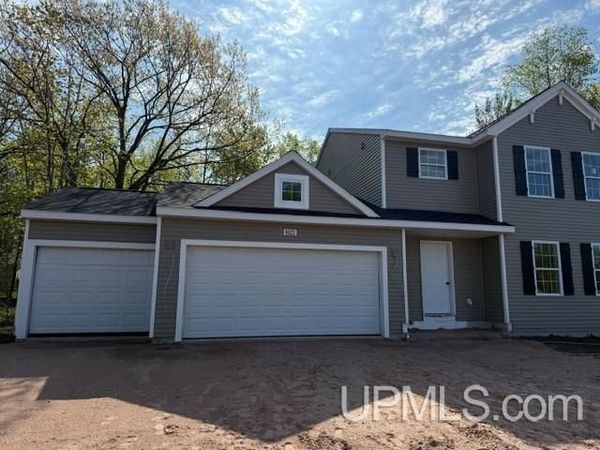 1623 Portage Drive, Hancock, MI 49930