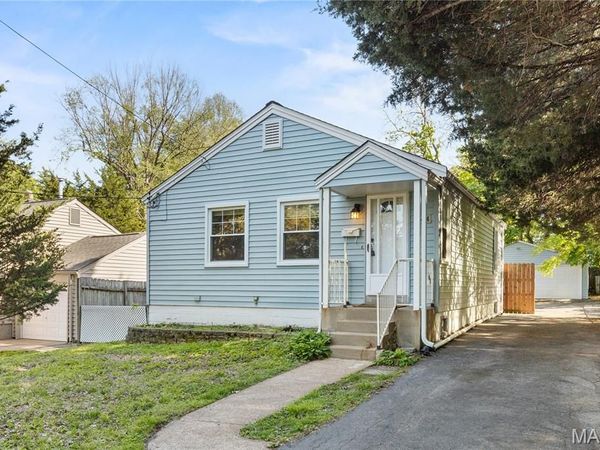 10406 Driver Avenue , St Louis, MO 63114