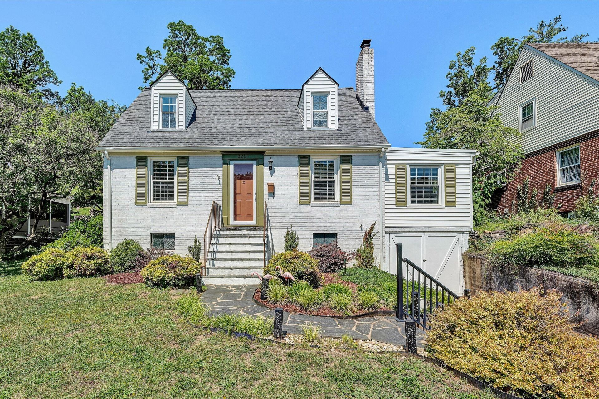 2217 Ross Ln Sw, Roanoke, VA 24015 Main Photo