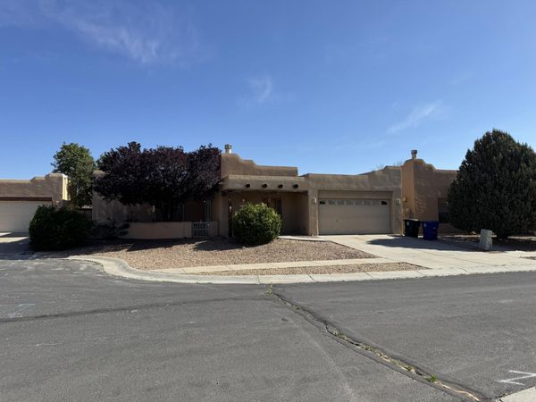 6123 Nassif Court NW, Albuquerque, NM 87120