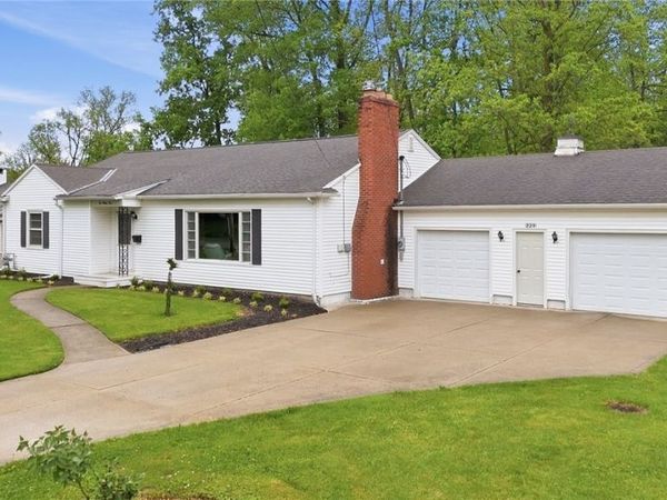 229 Ridgewood Boulevard , Mansfield, OH 44907