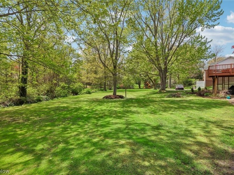 8122 Munson Road , Mentor, OH 44060 Photo 17