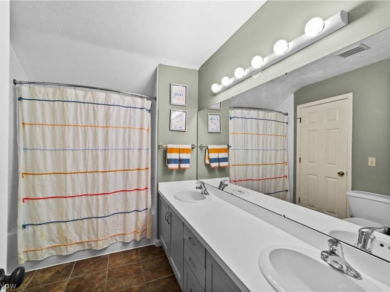 33316 Chatham Drive , Avon Lake, OH 44012 Photo 27
