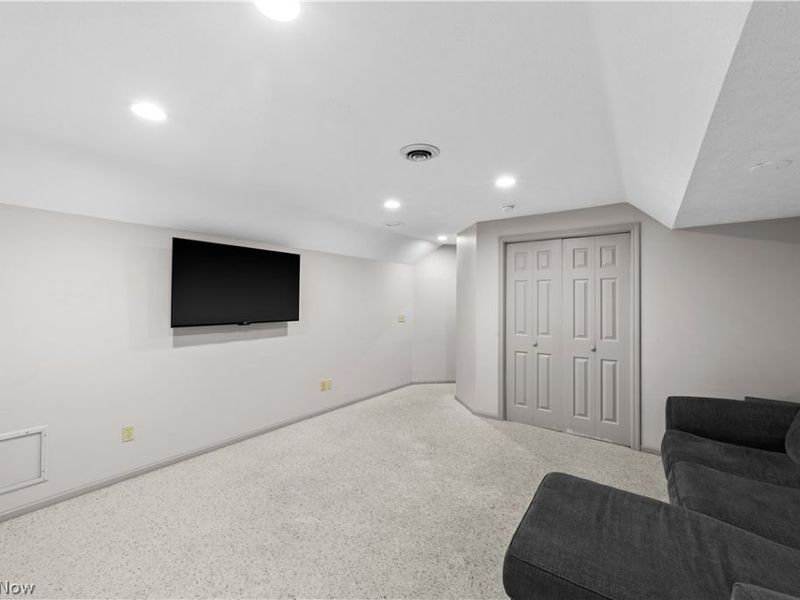 33316 Chatham Drive , Avon Lake, OH 44012 Photo 33