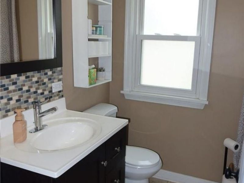 319 Elmwood Road , Bay Village, OH 44140 Photo 12
