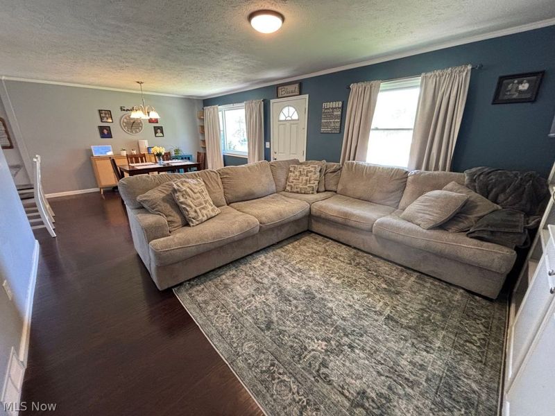 409 Sylvia Drive , Chardon, OH 44024 Photo 2