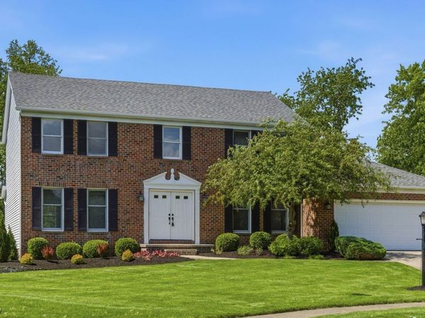 8960 Laurel Lane , North Royalton, OH 44133