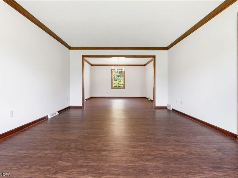 8960 Laurel Lane, North Royalton, OH 44133 Photo 17