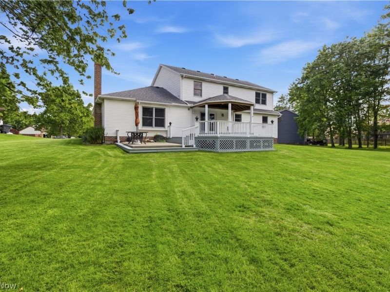 8960 Laurel Lane, North Royalton, OH 44133 Photo 5