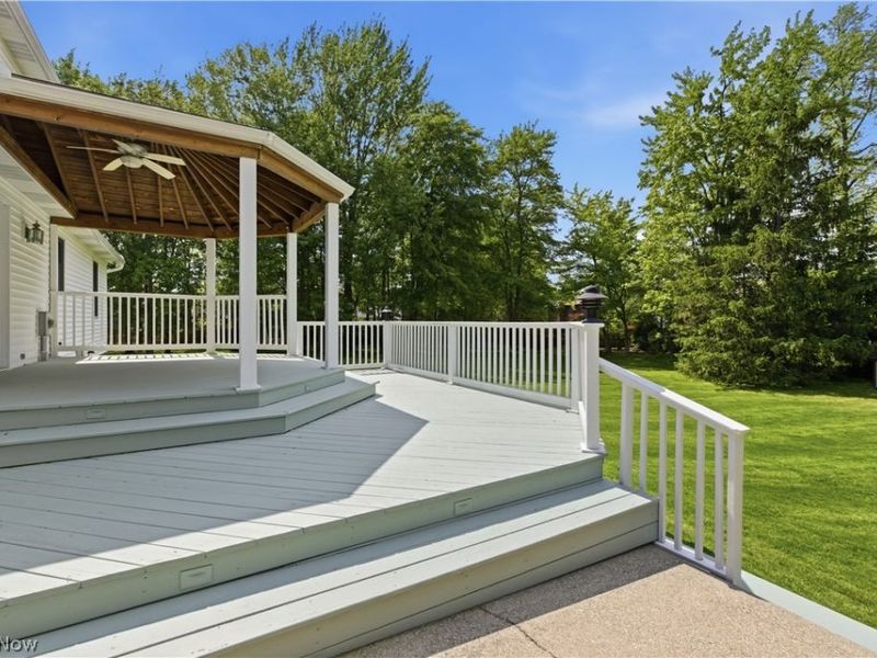8960 Laurel Lane, North Royalton, OH 44133 Photo 8