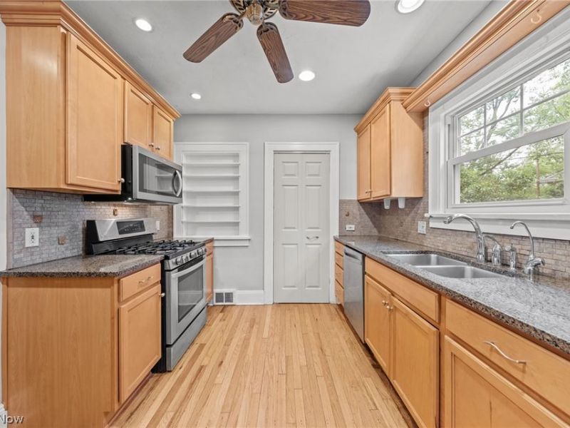 3256 Ormond Road , Cleveland Heights, OH 44118 Photo 15