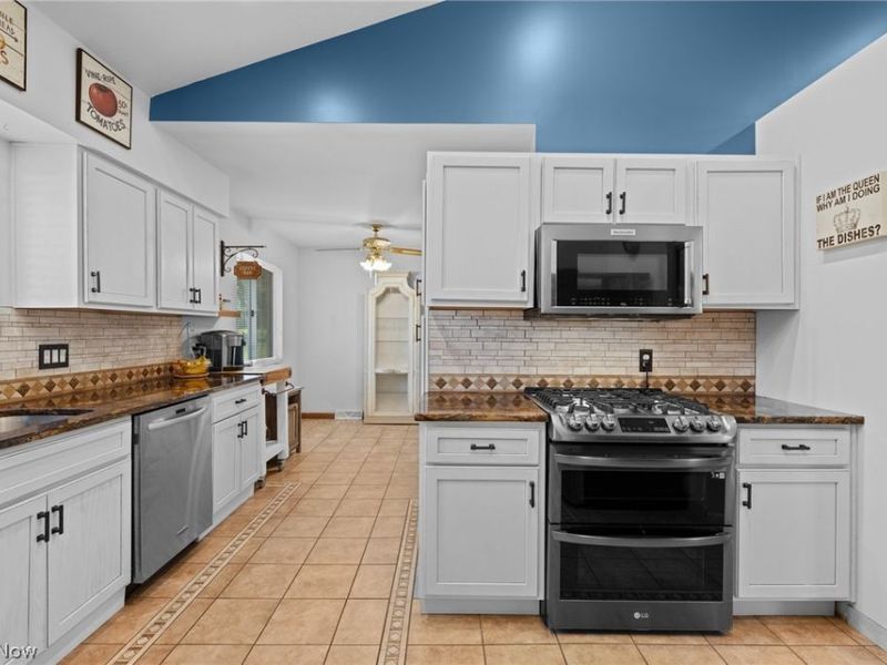 815 Belwood Drive , Highland Heights, OH 44143 Photo 15