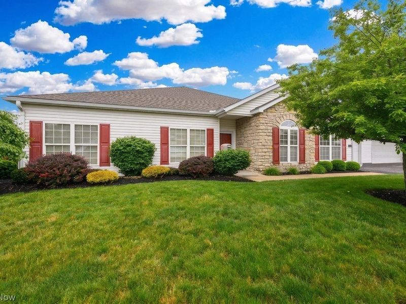 7000 Knight Street NW, Canton, OH 44708 Photo 1