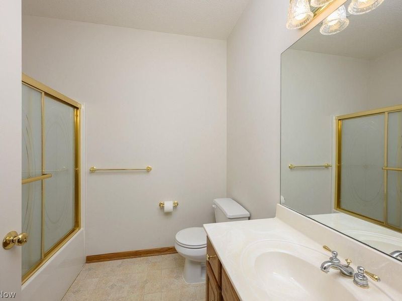 7000 Knight Street NW, Canton, OH 44708 Photo 18