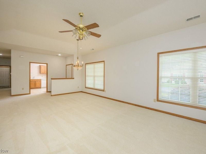 7000 Knight Street NW, Canton, OH 44708 Photo 4