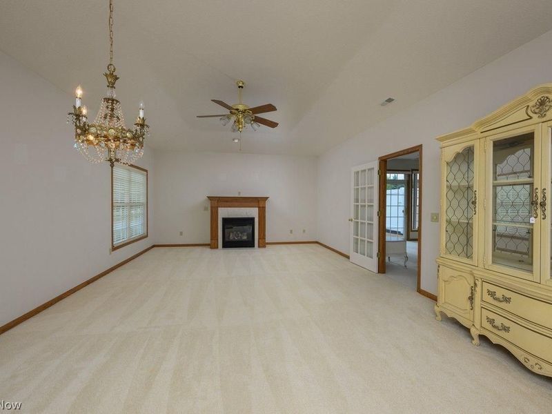 7000 Knight Street NW, Canton, OH 44708 Photo 5