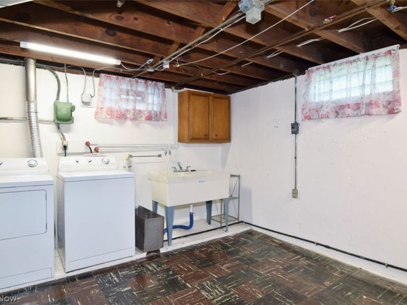 25600 Zeman Avenue, Euclid, OH 44132 Photo 24