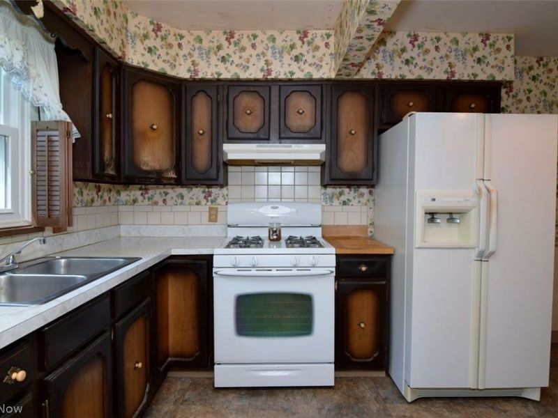 25600 Zeman Avenue, Euclid, OH 44132 Photo 6