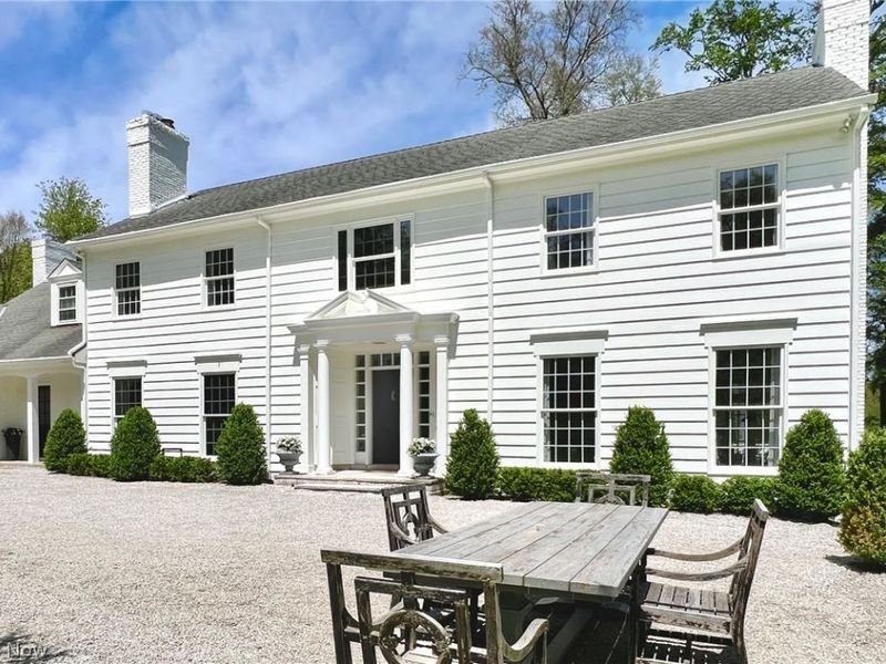 1249 W Hill Drive, Gates Mills, OH 44040 Photo 5