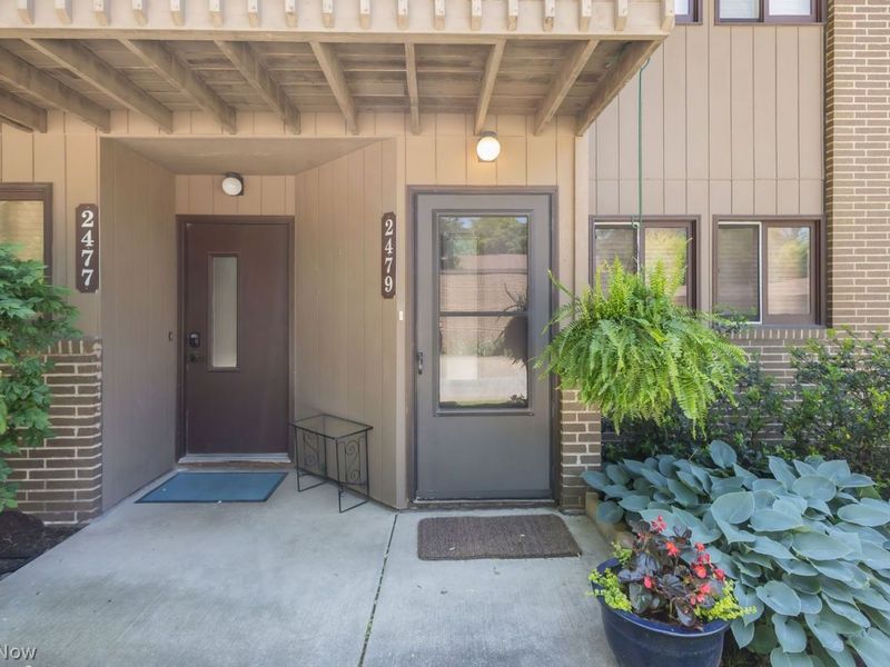 2479 Euclid Heights Boulevard , Cleveland, OH 44106 Photo 3