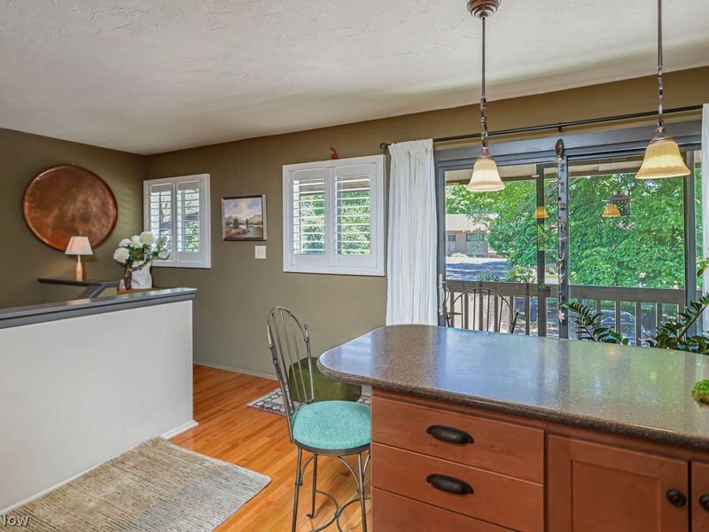 2479 Euclid Heights Boulevard , Cleveland, OH 44106 Photo 8