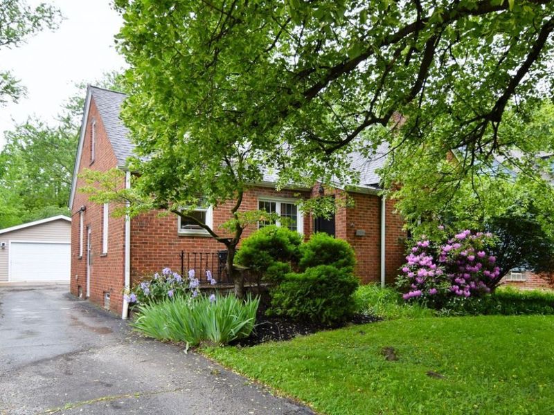 2658 Canterbury Road , Cleveland Heights, OH 44118 Photo 2