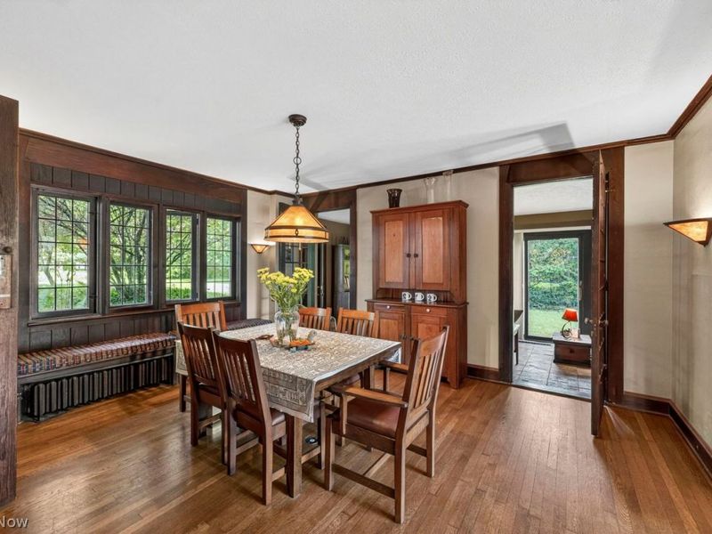 2879 Weybridge Road , Shaker Heights, OH 44120 Photo 10