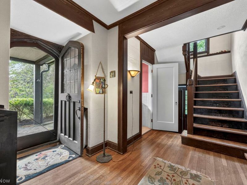 2879 Weybridge Road , Shaker Heights, OH 44120 Photo 3