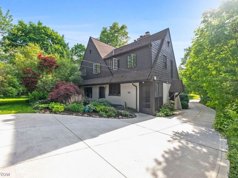 2879 Weybridge Road , Shaker Heights, OH 44120 Photo 45