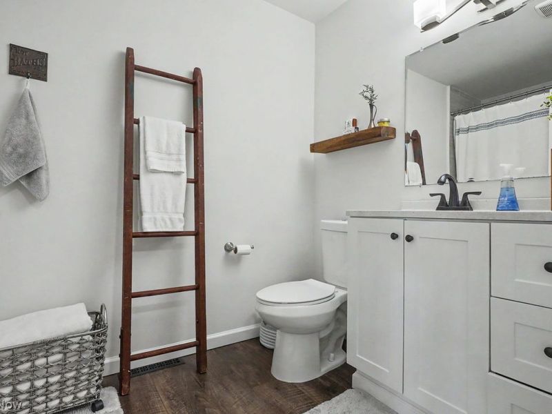 1988 S Cleveland Massillon Road , Copley, OH 44321 Photo 12