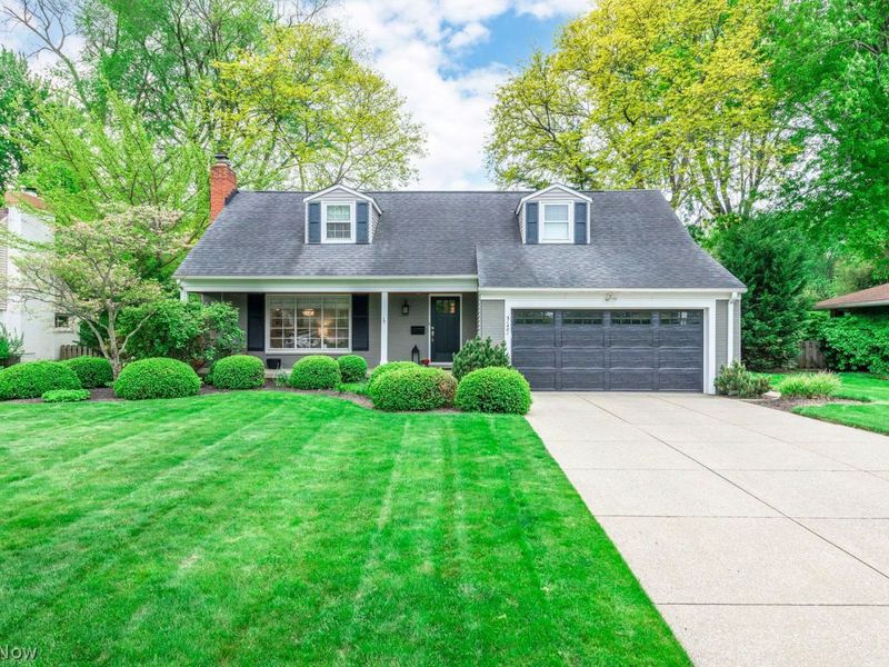 31401 Drake Drive, Bay Village, OH 44140 Photo 1