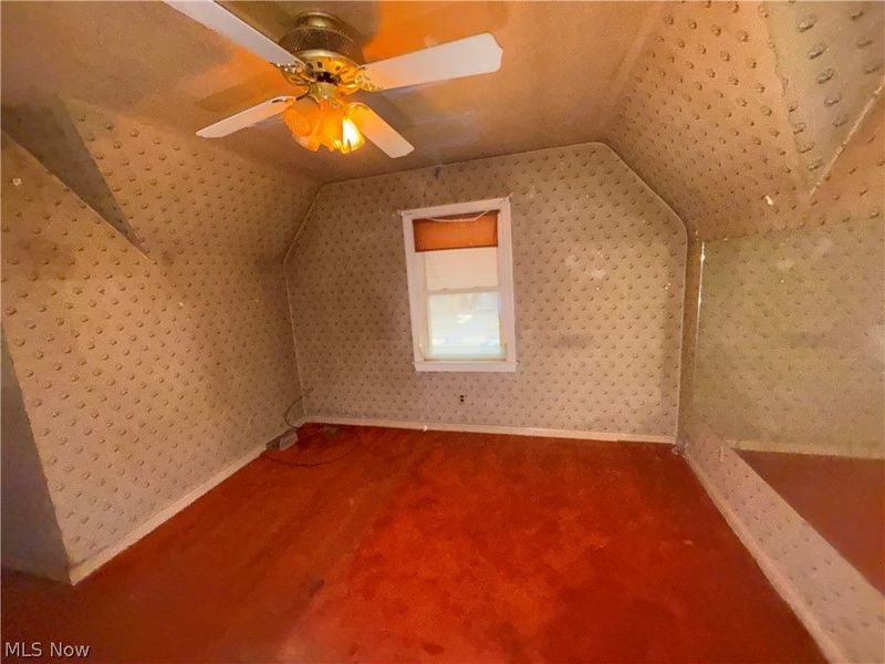 16803 Biltmore Avenue , Cleveland, OH 44128 Photo 9