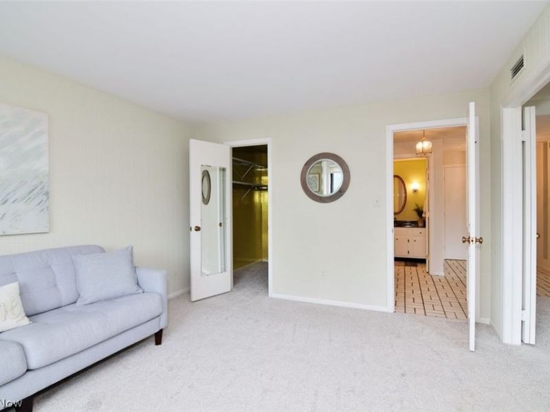 25805 Fairmount Boulevard , Unit 404, Beachwood, OH 44122 Photo 15