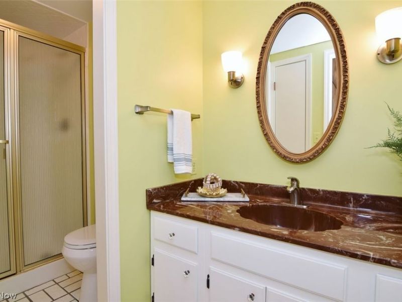 25805 Fairmount Boulevard , Unit 404, Beachwood, OH 44122 Photo 16