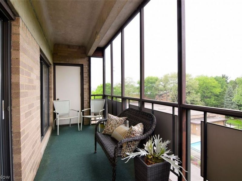 25805 Fairmount Boulevard , Unit 404, Beachwood, OH 44122 Photo 18