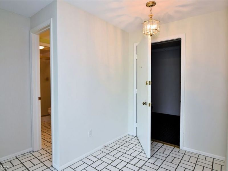 25805 Fairmount Boulevard , Unit 404, Beachwood, OH 44122 Photo 2