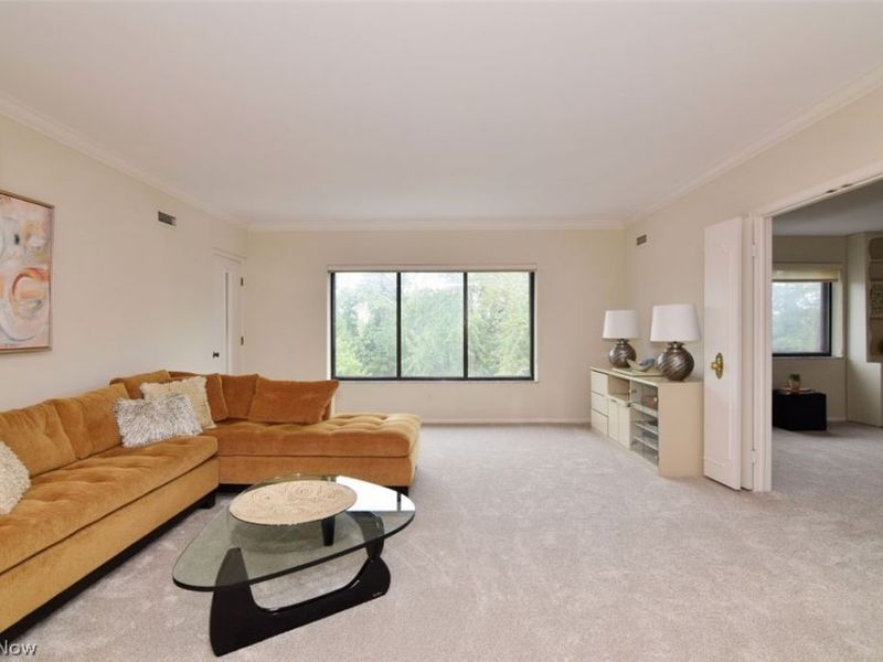 25805 Fairmount Boulevard , Unit 404, Beachwood, OH 44122 Photo 3