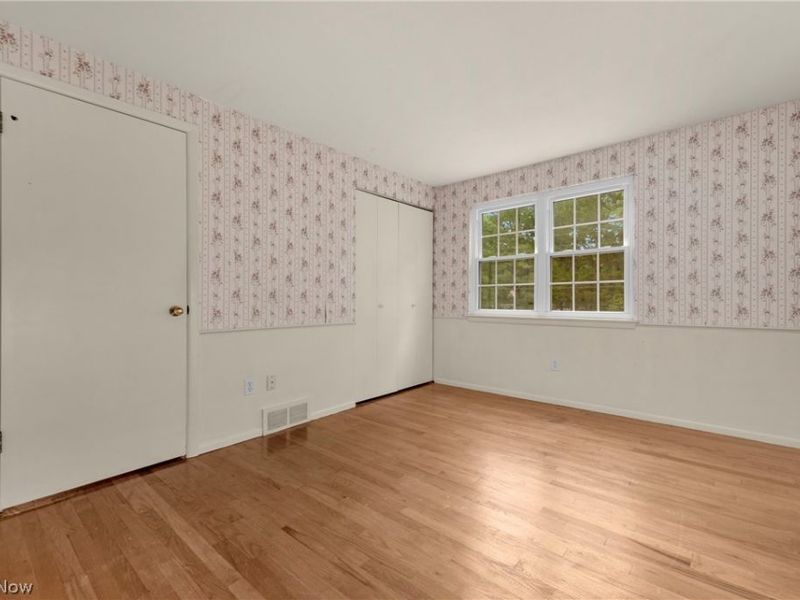 24237 Woodmere Drive , North Olmsted, OH 44070 Photo 34