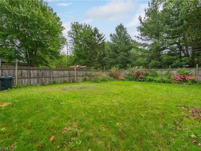 24237 Woodmere Drive , North Olmsted, OH 44070 Photo 43