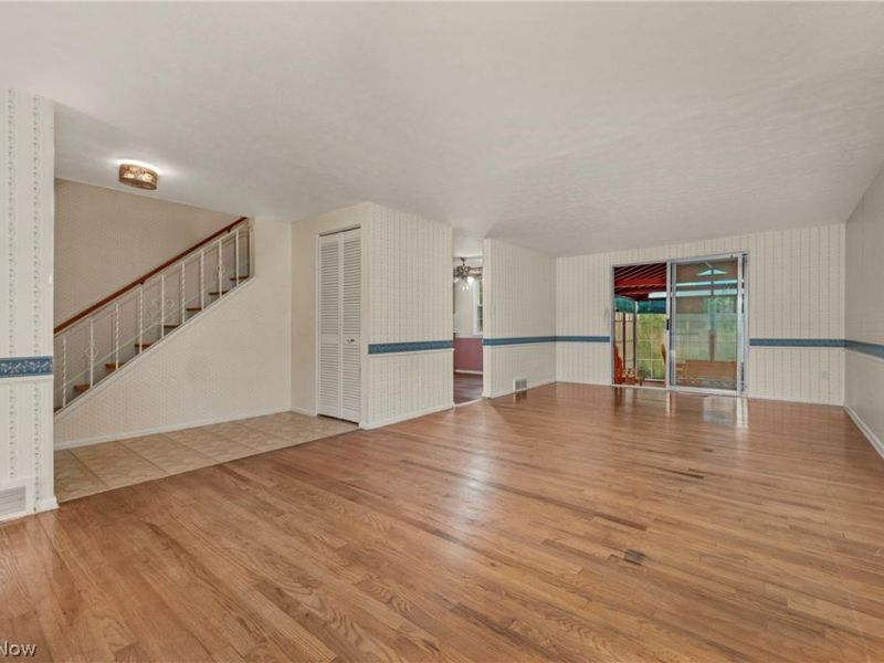 24237 Woodmere Drive , North Olmsted, OH 44070 Photo 5