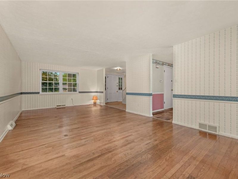 24237 Woodmere Drive , North Olmsted, OH 44070 Photo 6