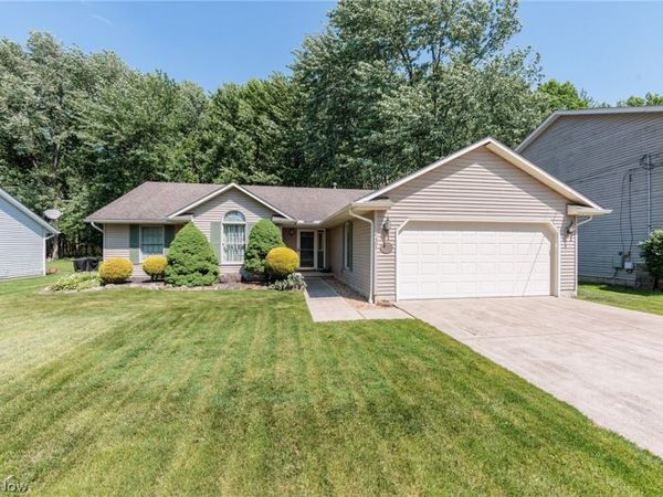 6405 Ridgeview Boulevard , North Ridgeville, OH 44039