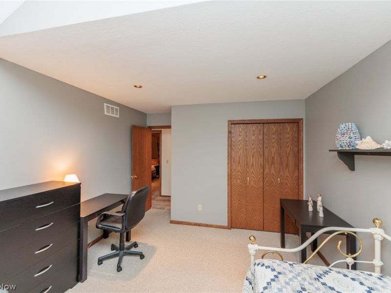6405 Ridgeview Boulevard , North Ridgeville, OH 44039 Photo 29