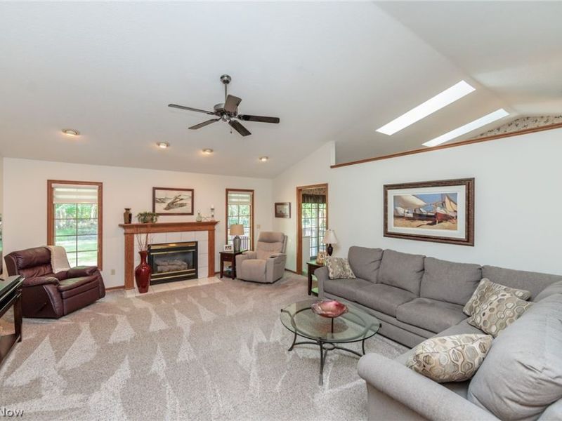 6405 Ridgeview Boulevard , North Ridgeville, OH 44039 Photo 4