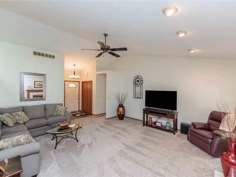 6405 Ridgeview Boulevard , North Ridgeville, OH 44039 Photo 7
