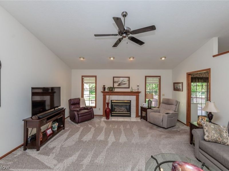 6405 Ridgeview Boulevard , North Ridgeville, OH 44039 Photo 8